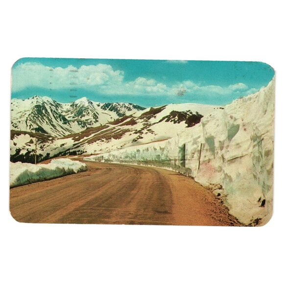 Vintage 1962 Postcard Snow Banks Trail Ridge Road Rocky Mountain National Park - Picture 1 of 2
